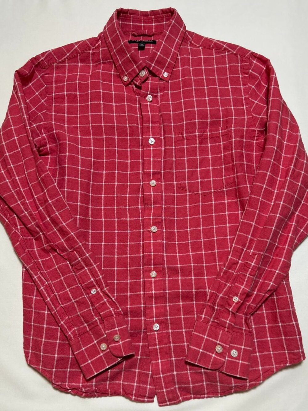 Banana Republic Long-Sleeve Button Down (M); Windowpane Check; Red/White